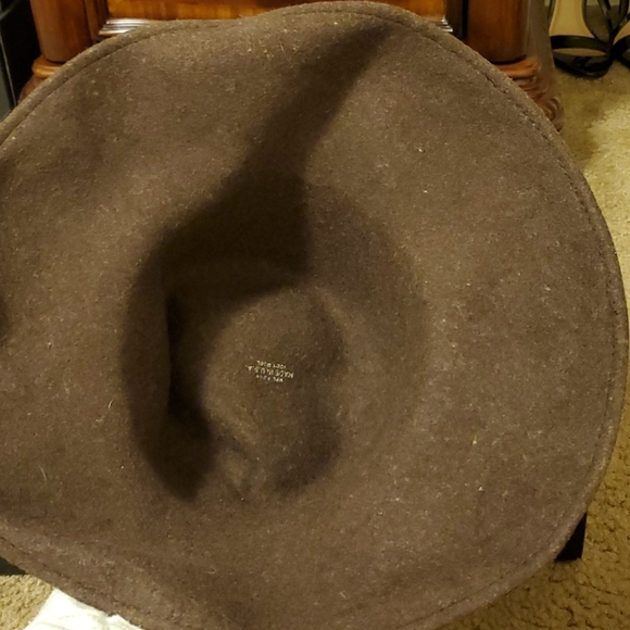 Hat - Picture 2 of 3